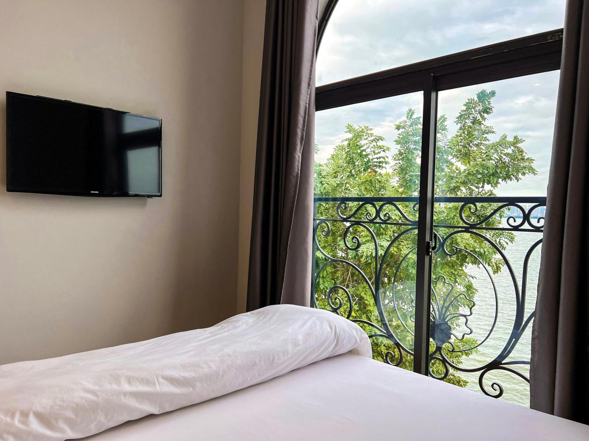 Ven Ho Hotel Hanoi Exterior photo