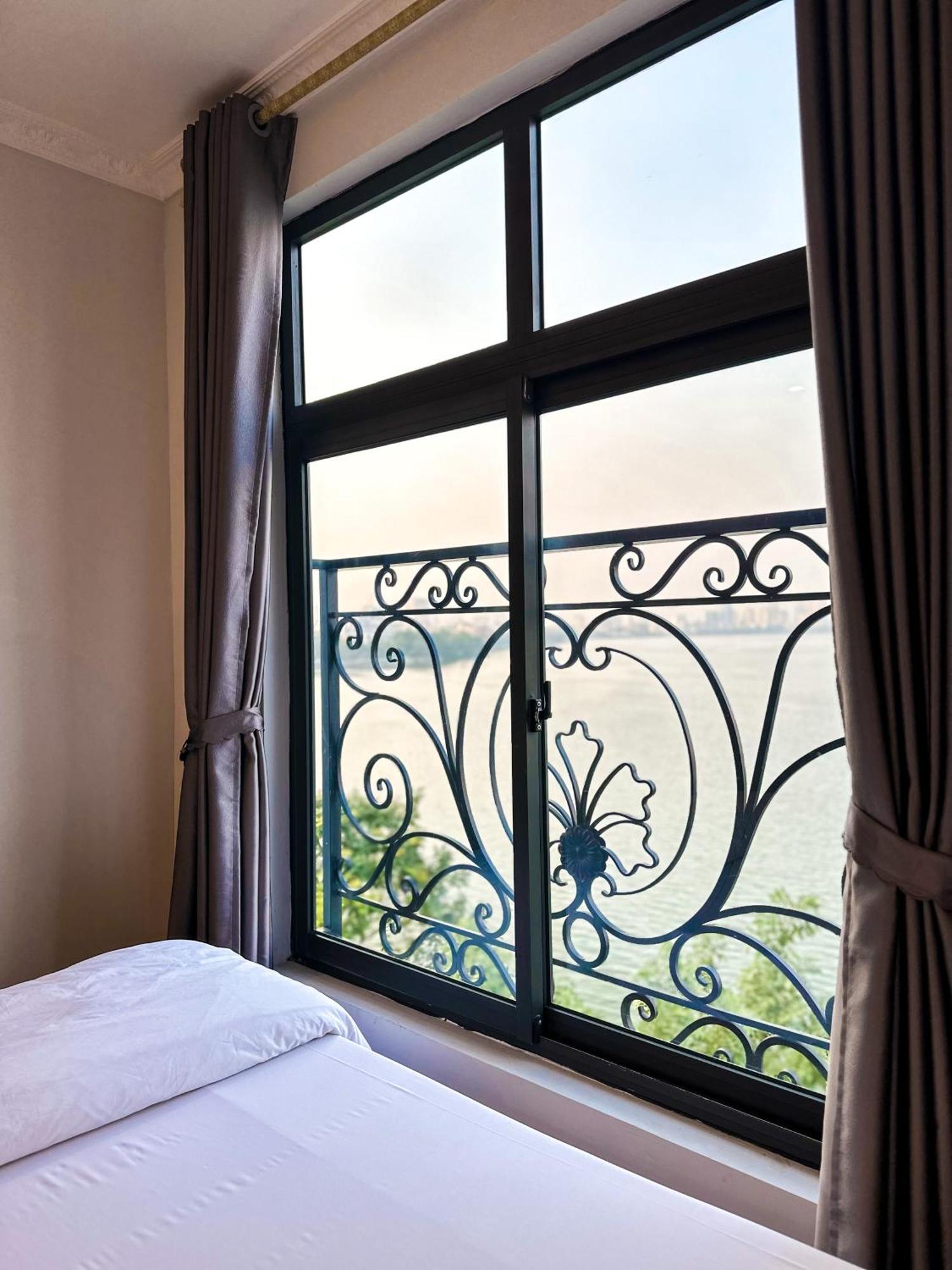 Ven Ho Hotel Hanoi Exterior photo